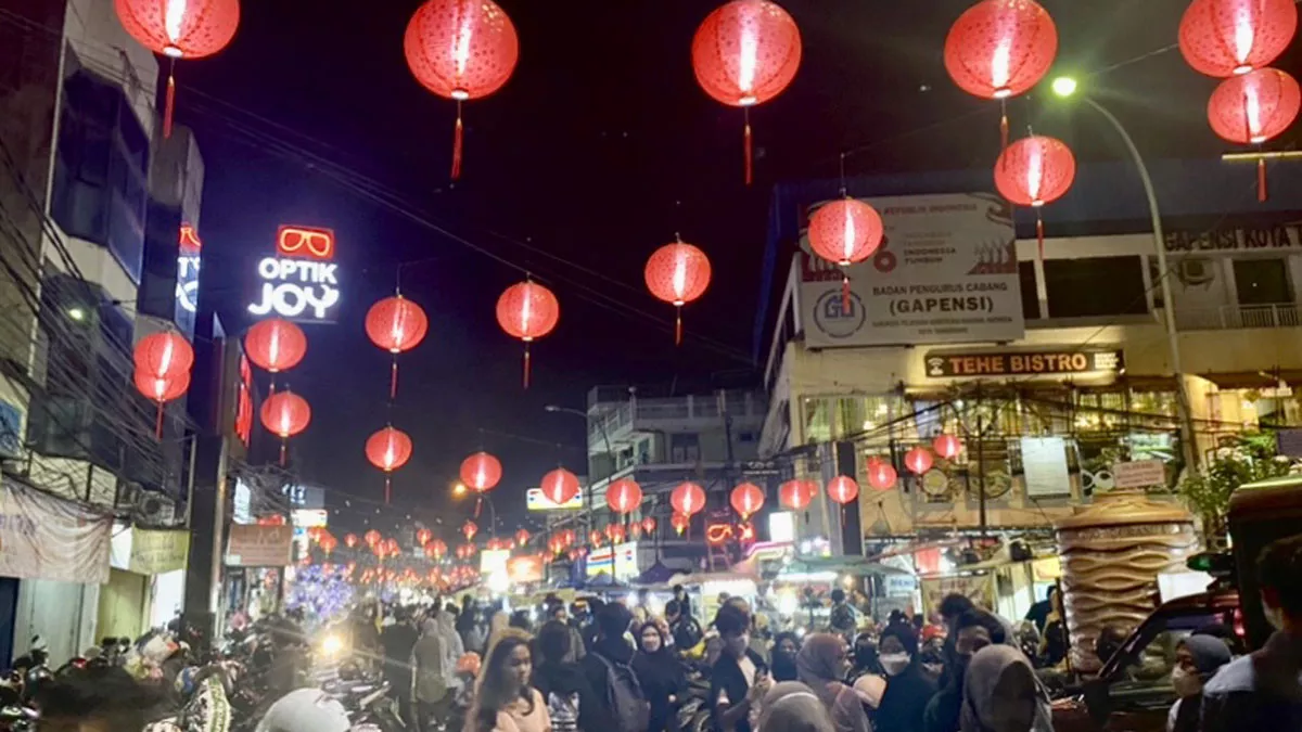 Kulineran di Pasar Lama Tangerang: Wisata Malam Bernuansa Tionghoa-Peranakan